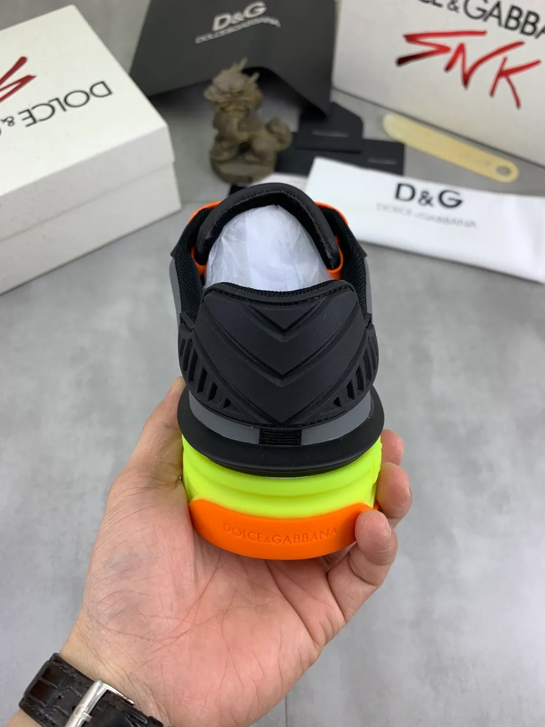 Men's shoes 💰P580💰 [New model] The latest hot style, top original quality, the official website synchronized with "DOLCE&GABBANA [Dolce & Gabbana] ~ High Quality." Effect Low-top casual DG men's shoes, loved by many celebrities, using high-end imported first-layer calfskin splicing logo design + cowhide feet, simple and elegant, perfectly interpreting the latest inspiration for shoes, integrating classics and fashion, luxury dreams, leading fashion Suitable for drivers, light and comfortable to drive, light and breathable for outdoor travel, high-end quality, trustworthy, 5️⃣color🉑️choice! Code number: 38-46